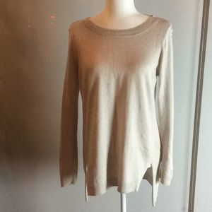 Lightweight beige long sleeved sweater